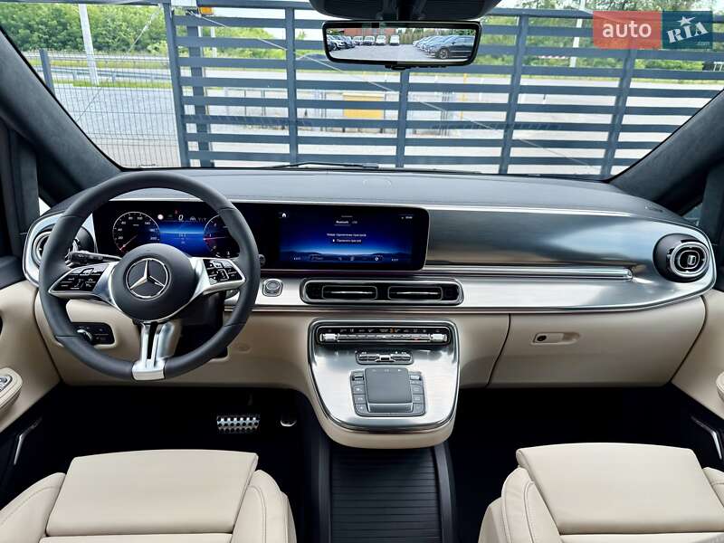 Mercedes-Benz V-Class 2025