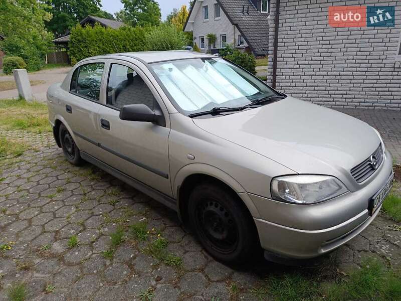 Opel-0