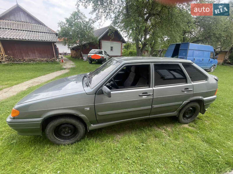 ВАЗ / Lada-2