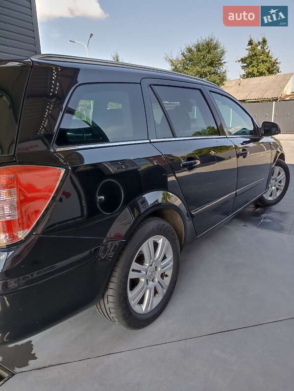 Opel Astra 2009