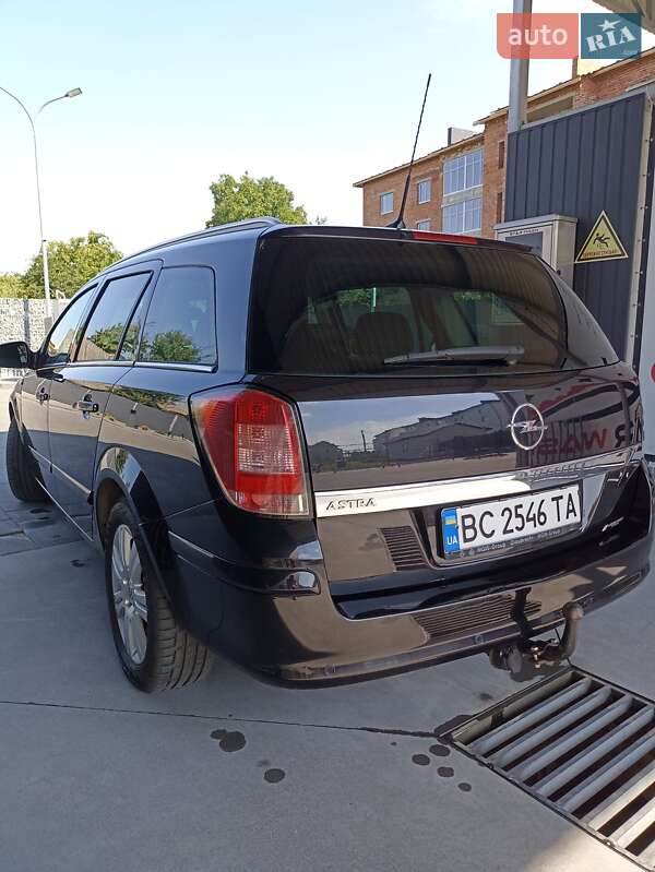 Opel Astra 2009