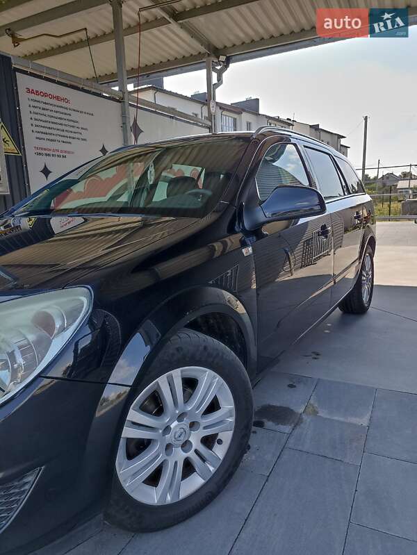 Opel Astra 2009