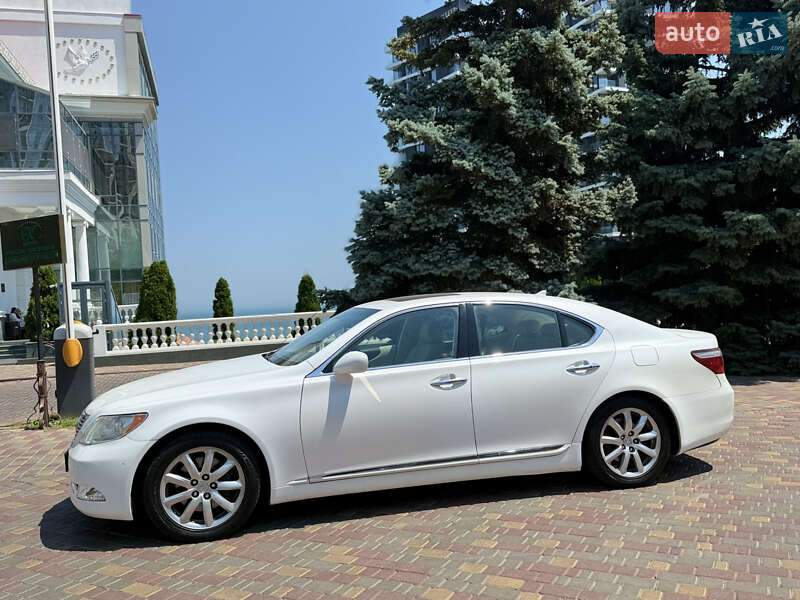Lexus LS 2007