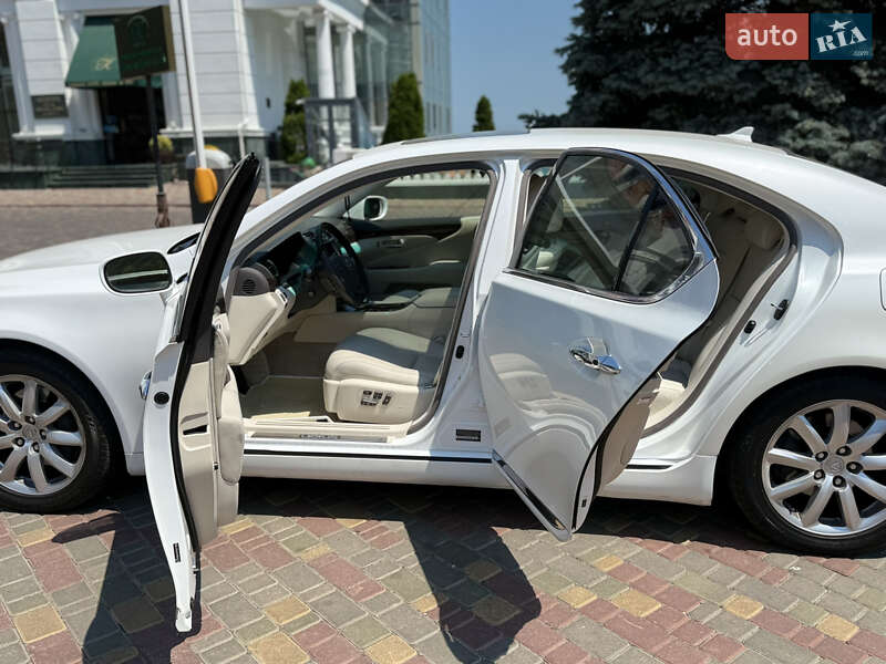 Lexus LS 2007