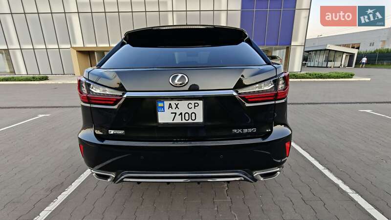 Lexus-4