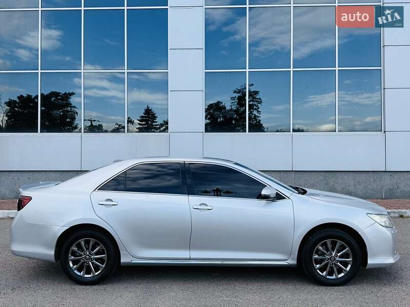 Toyota Camry 2011