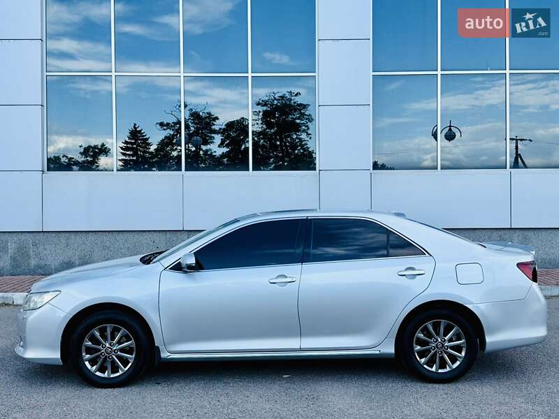 Toyota Camry 2011