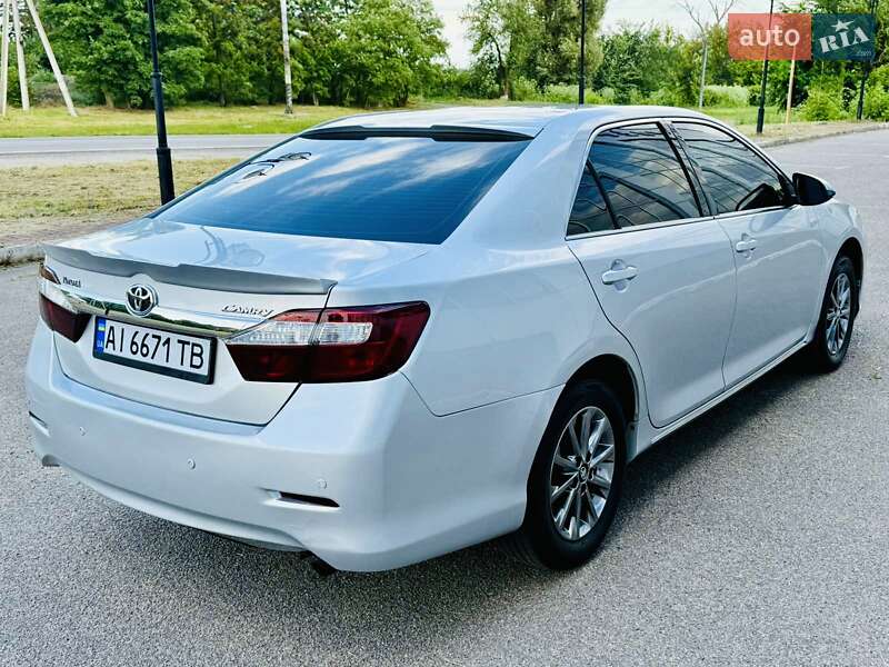 Toyota Camry 2011
