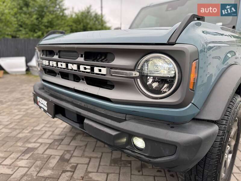 Ford Bronco 2021