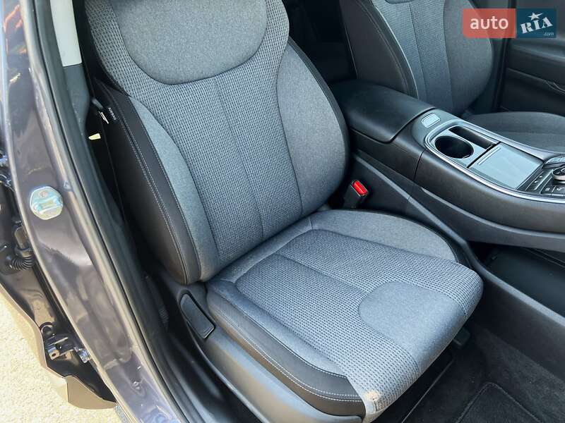 Hyundai-1