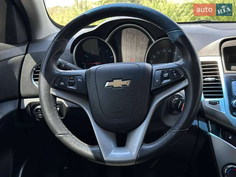 Chevrolet Cruze 2012