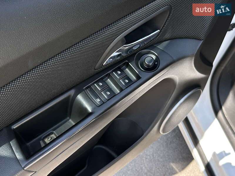 Chevrolet Cruze 2012