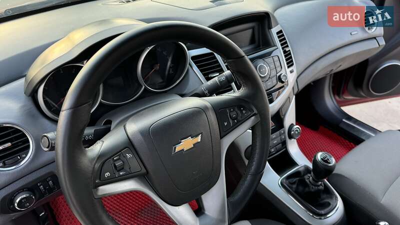Chevrolet Cruze 2011