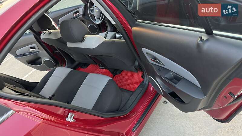 Chevrolet Cruze 2011