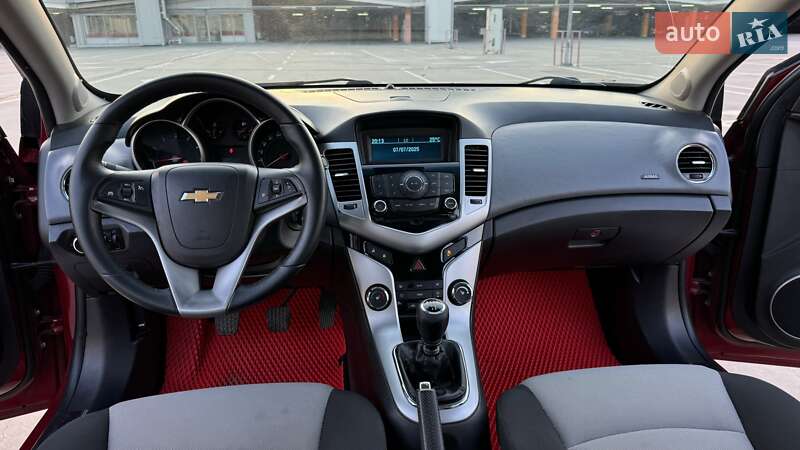 Chevrolet Cruze 2011