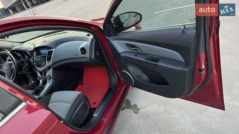 Chevrolet Cruze 2011