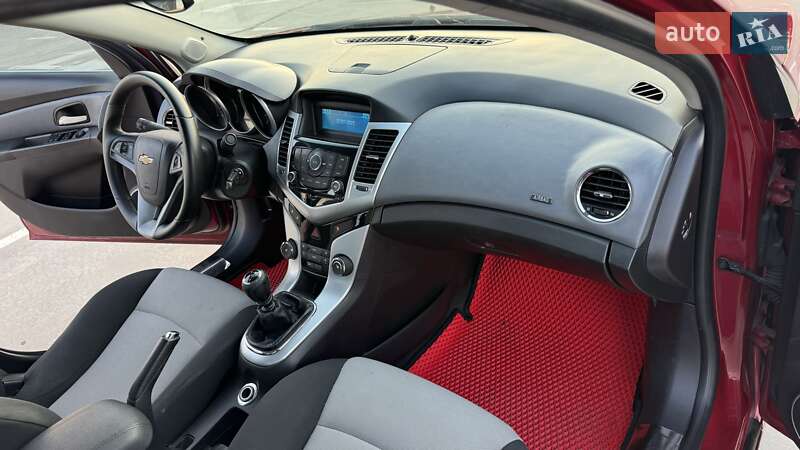 Chevrolet Cruze 2011