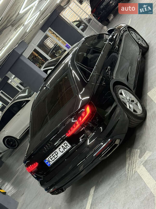 Audi-5