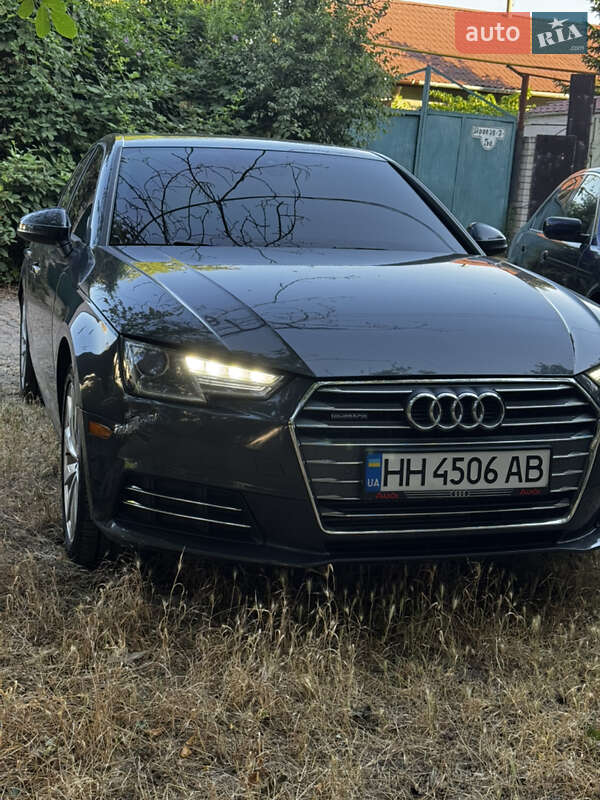 Audi-8