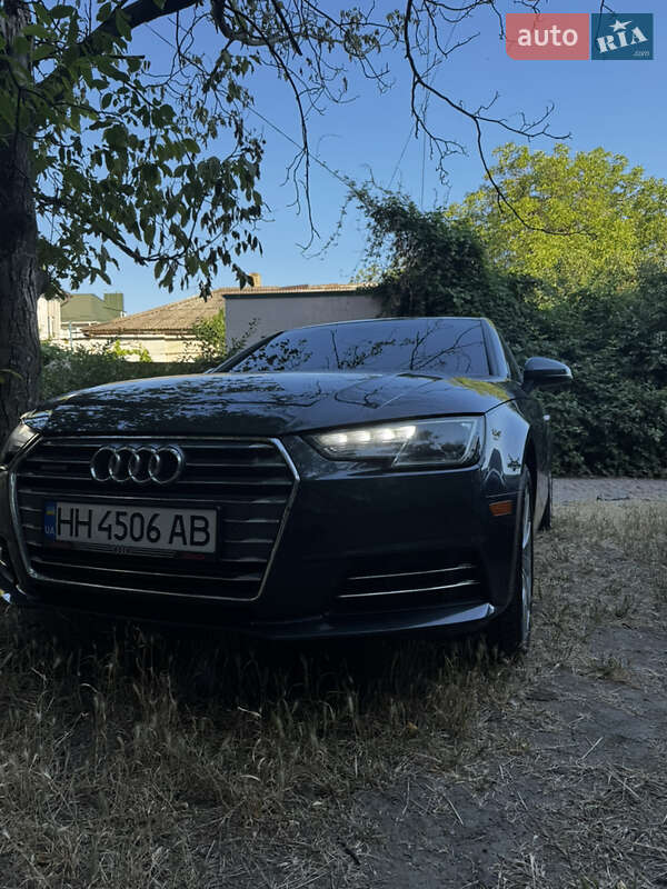 Audi-25