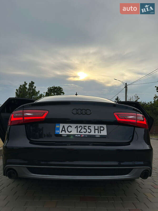 Audi-12