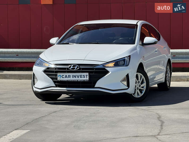 Hyundai Elantra 2019