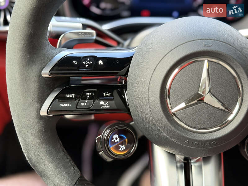 Mercedes-Benz-28