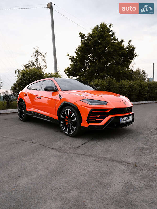 Lamborghini Urus 2019