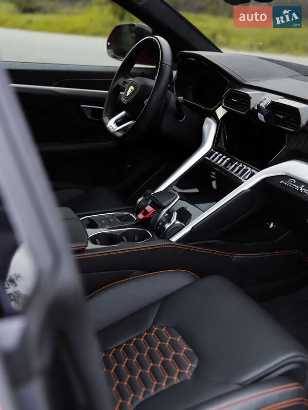 Lamborghini Urus 2019