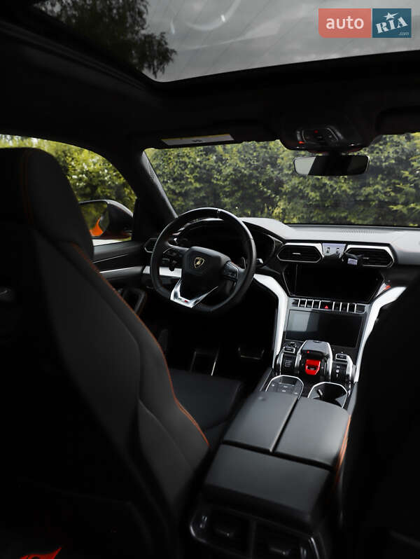 Lamborghini Urus 2019