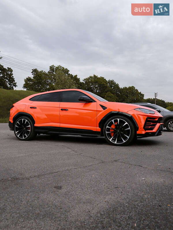 Lamborghini Urus 2019
