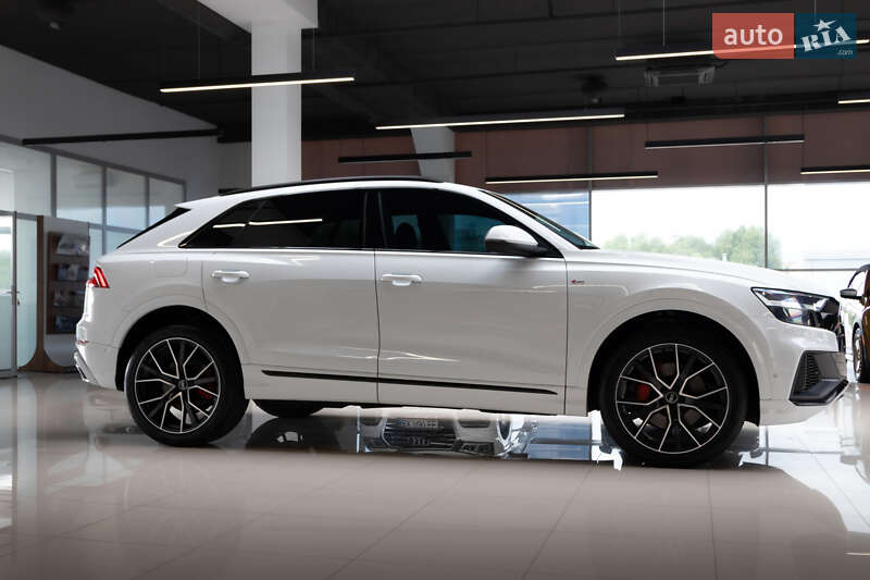 Audi Q8 2022