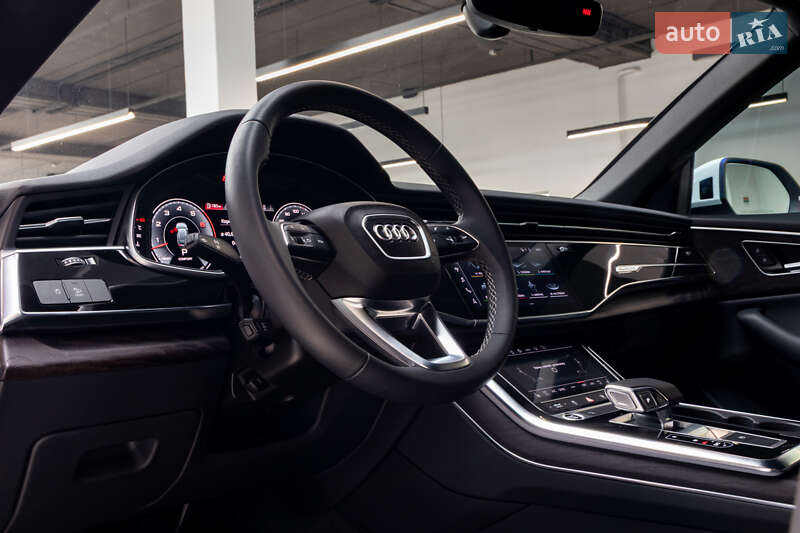 Audi Q8 2022