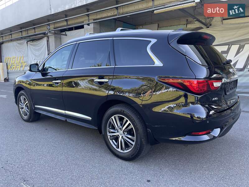 Infiniti-23