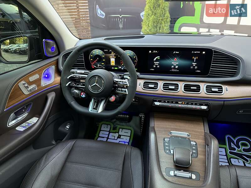 Mercedes-Benz-45