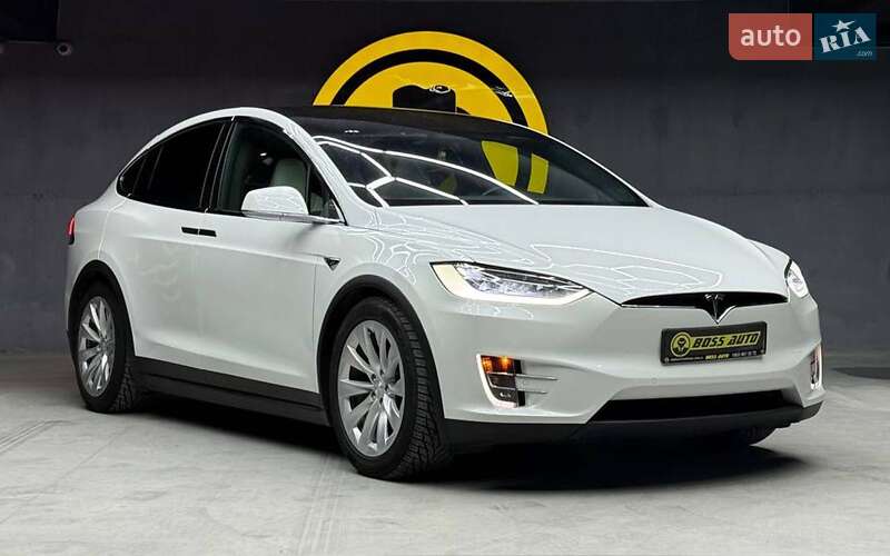 Tesla Model X 2017