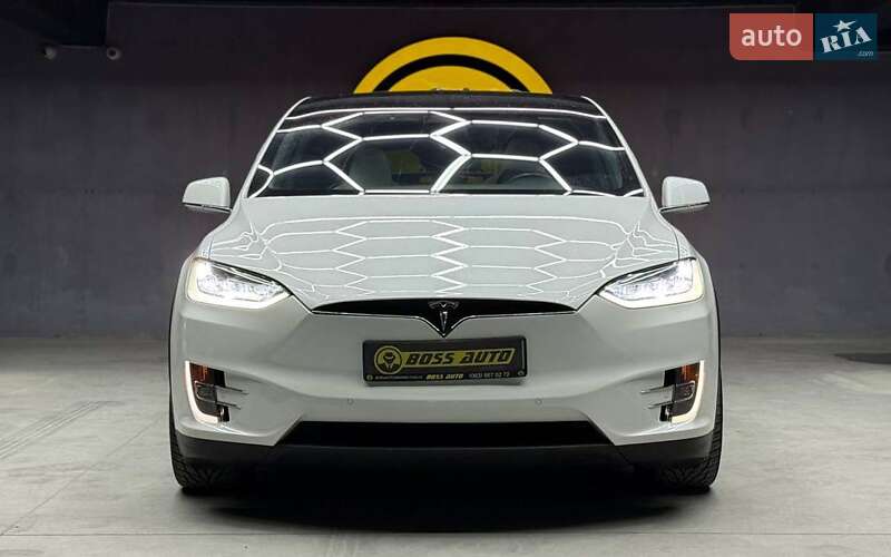Tesla Model X 2017