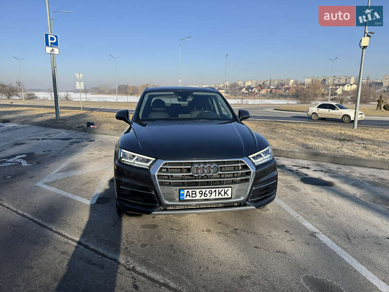 Audi-0