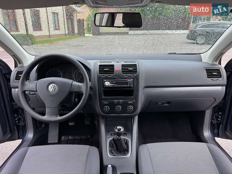 Volkswagen Golf 2008