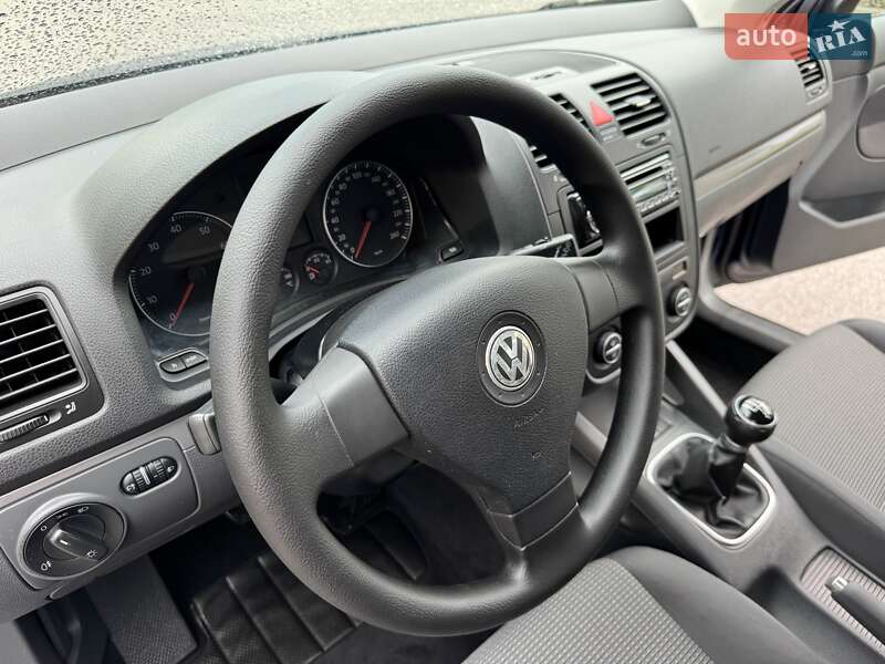 Volkswagen Golf 2008