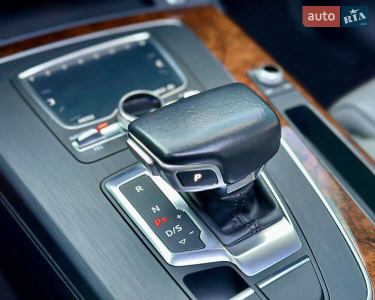 Audi-42