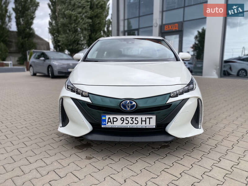 Toyota Prius Prime 2017