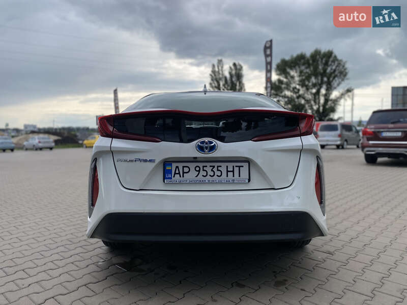 Toyota Prius Prime 2017