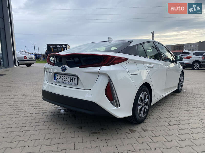 Toyota Prius Prime 2017