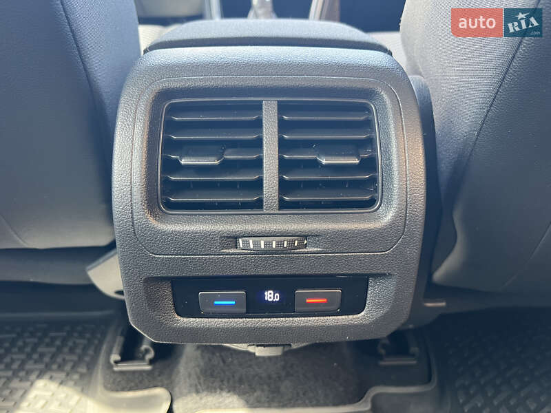 Volkswagen Touran 2016