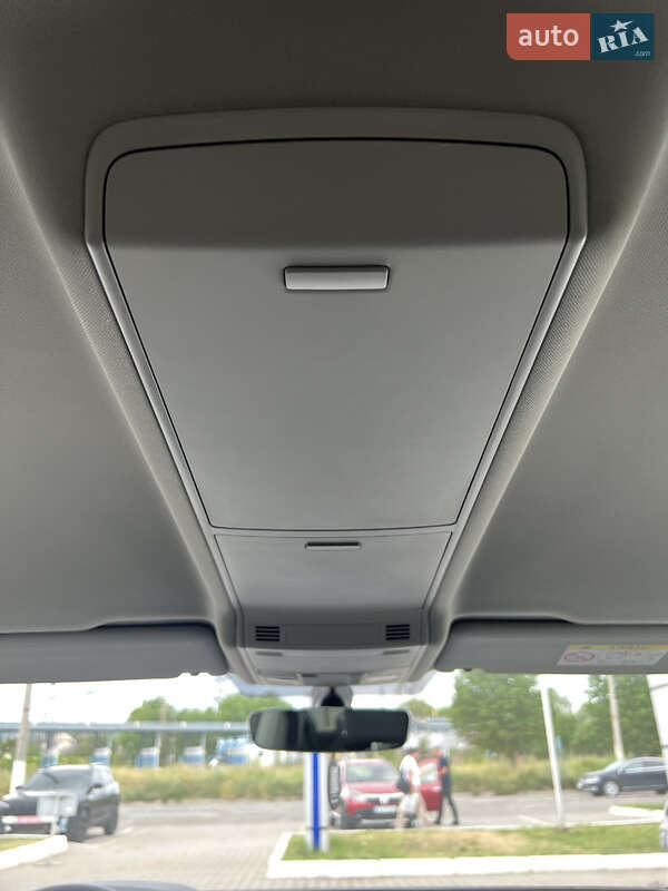 Volkswagen Touran 2016