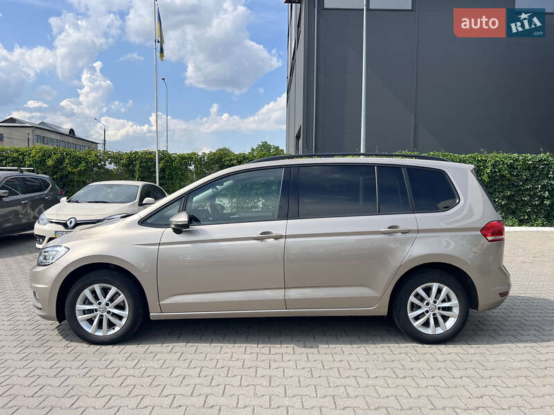 Volkswagen Touran 2016