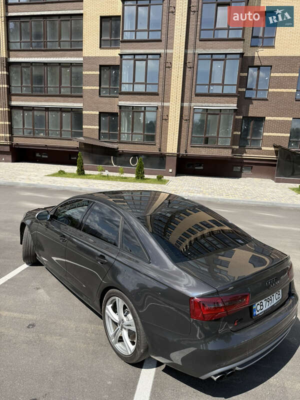 Audi-5