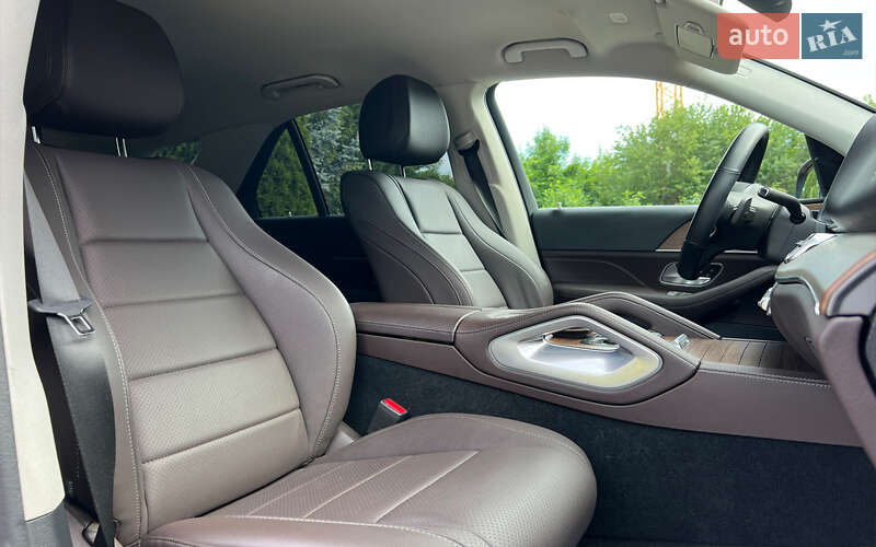 Mercedes-Benz GLE-Class 2021