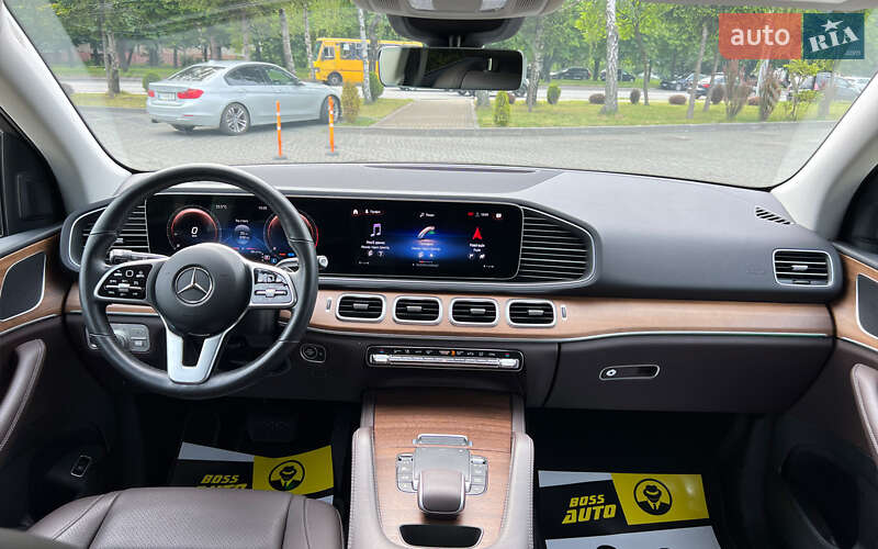 Mercedes-Benz GLE-Class 2021